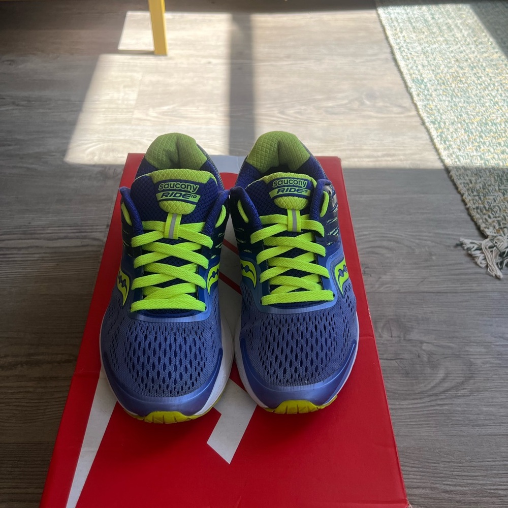 Saucony Ride 10 ‘Blue Citron Purple’ - Picture 2 of 8